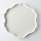 Hana Ufure 24cm large dish - white【Boxed】