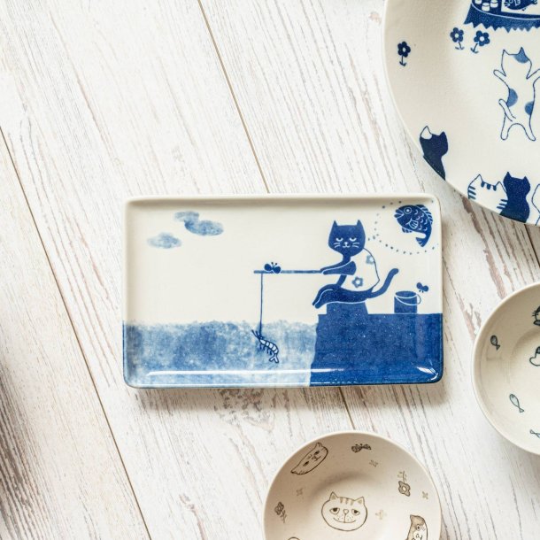 Japanese Cats Square Plate - Shrimp