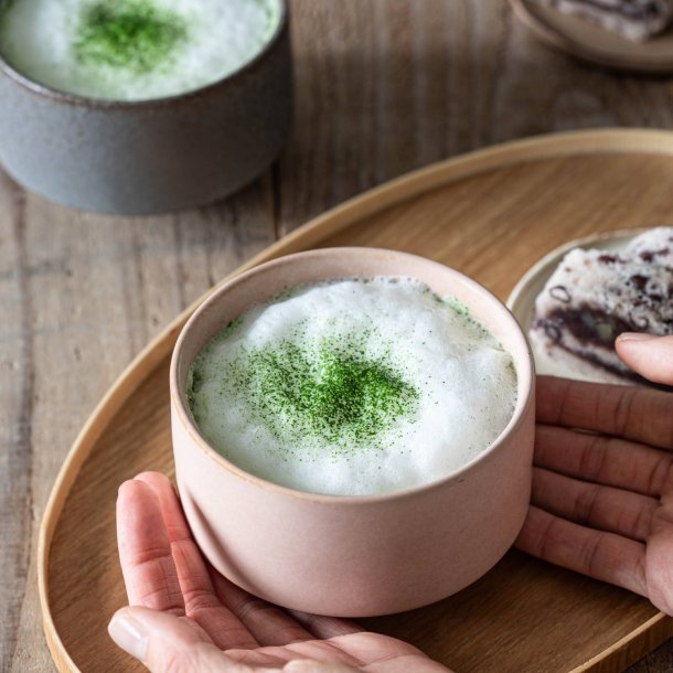 Shinzangama Pottery Chacha Surisuri Akebono Small Matcha Bowl